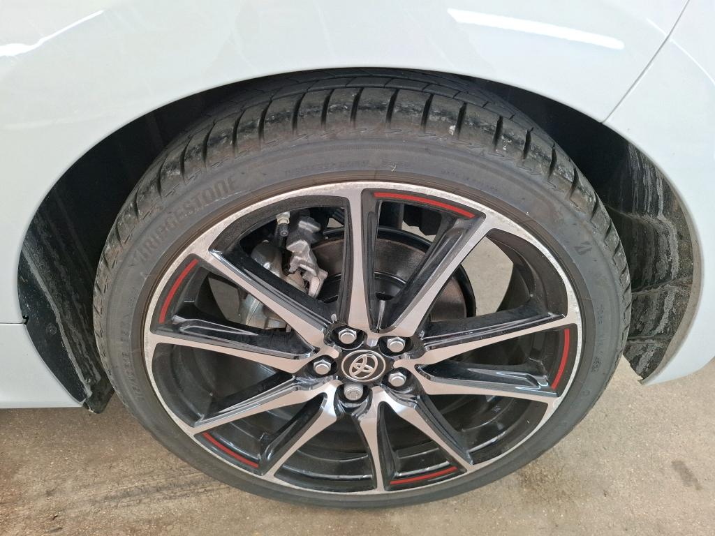 TOYOTA YARIS HYBRIDE 130h GR Sport 2025