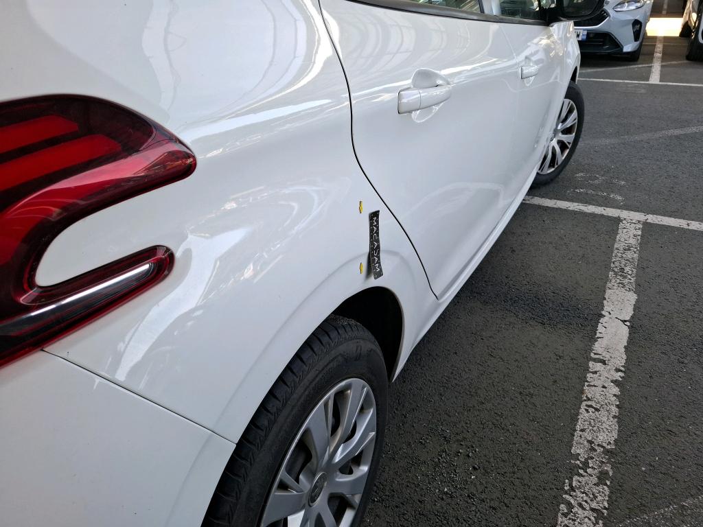 PEUGEOT 208 AFFAIRE BLUEHDI 100 S&S BVM5 PREMIUM 2020
