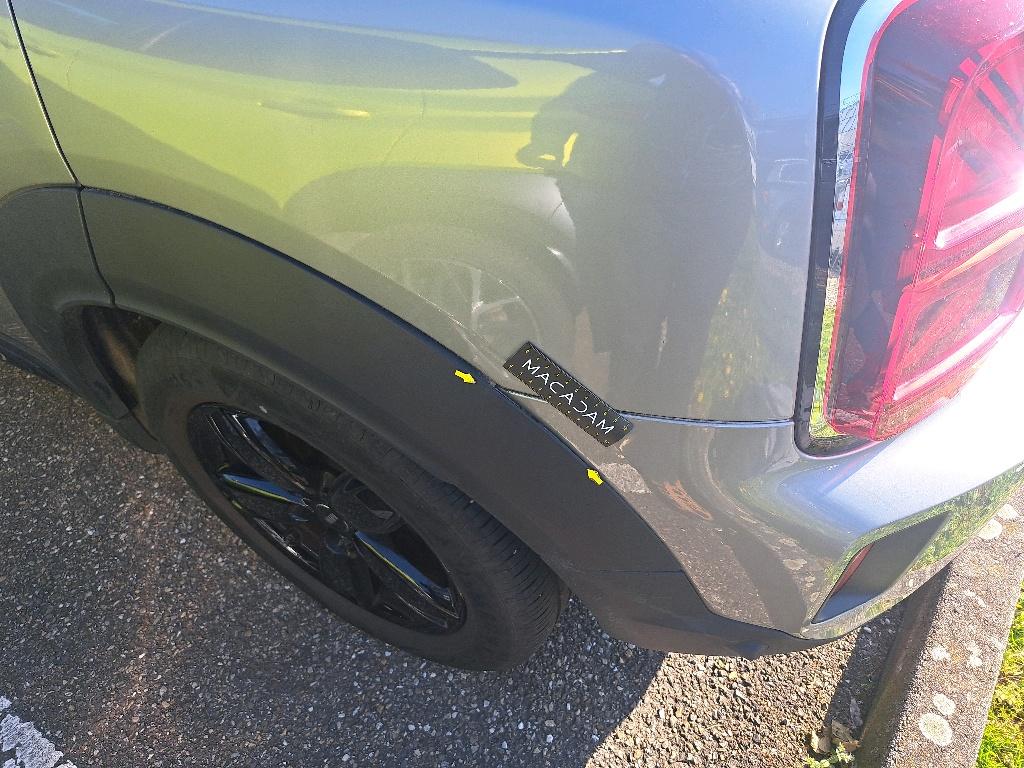 MINI COUNTRYMAN F60 LCI 136 ch BVA7 Cooper Essential 2023