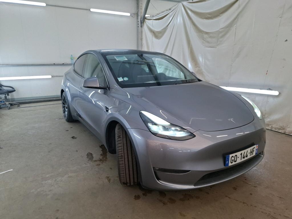 TESLA  2023