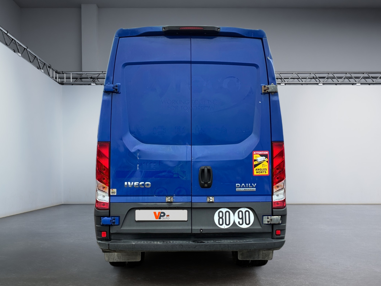 IVECO DAILY FOURGON 5T2 2019