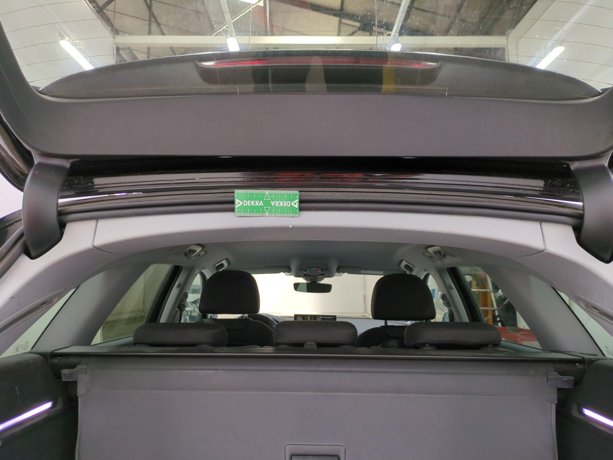 AUDI A4 AVANT 30 TDI 136 S tronic 7 Business Line 2022