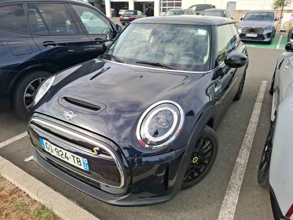 HATCH 3