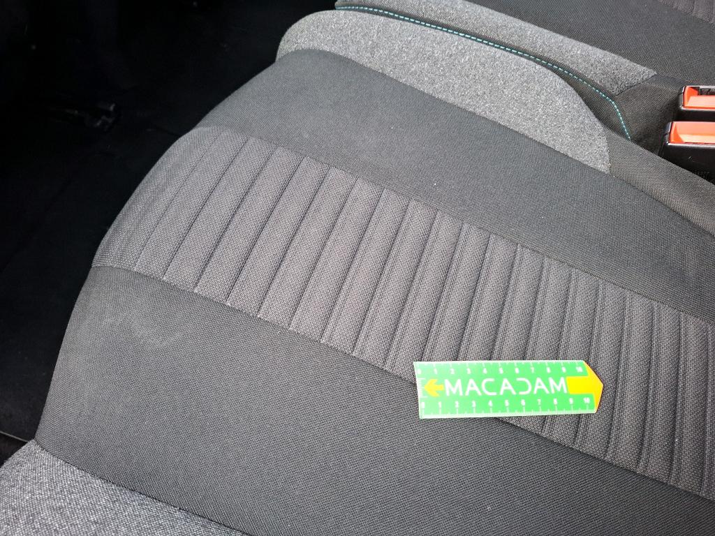 PEUGEOT 5008 Hybrid 136 e-DCS6 Active Pack 2024
