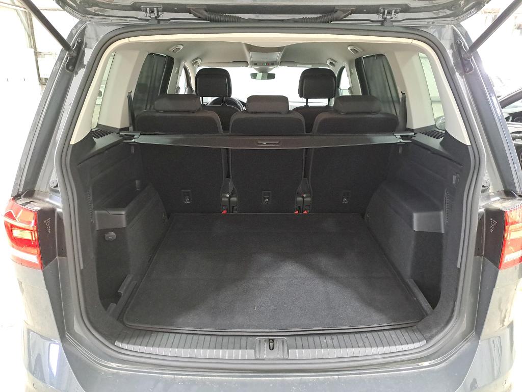 VOLKSWAGEN TOURAN 2.0 TDI 150 DSG7 5pl Life Plus 2023