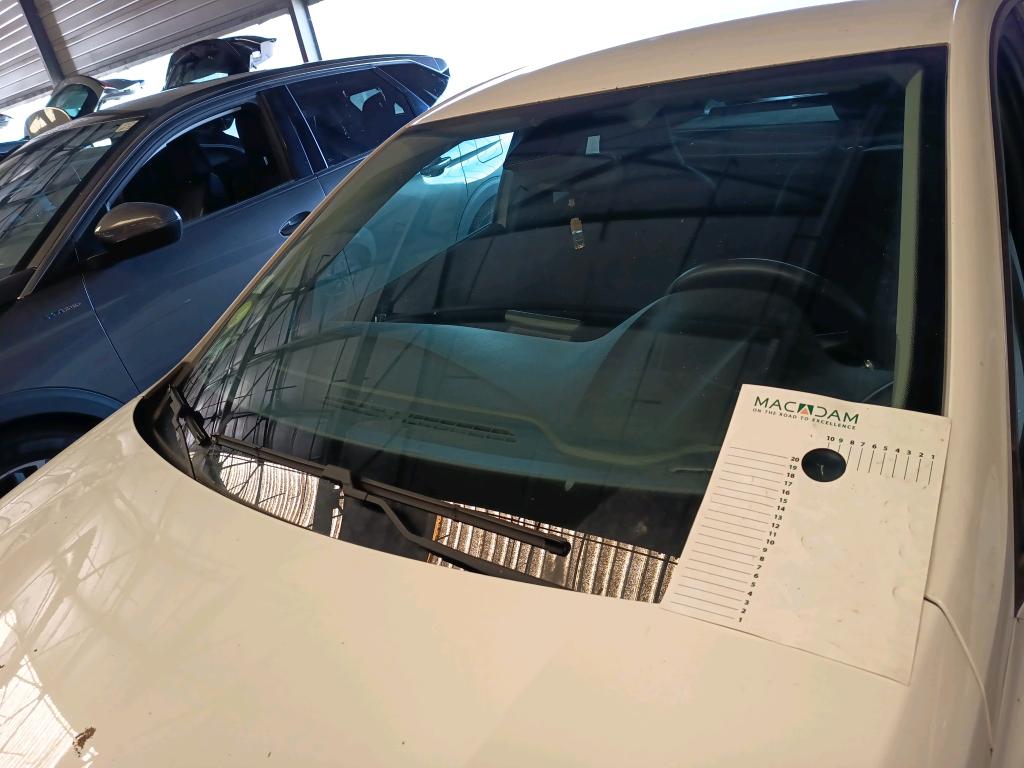 RENAULT CLIO SOCIETE BLUE DCI 85 AIR NAV 2020