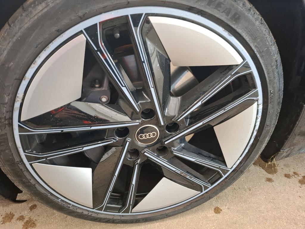 AUDI E-TRON GT 476 ch quattro Avus 2023