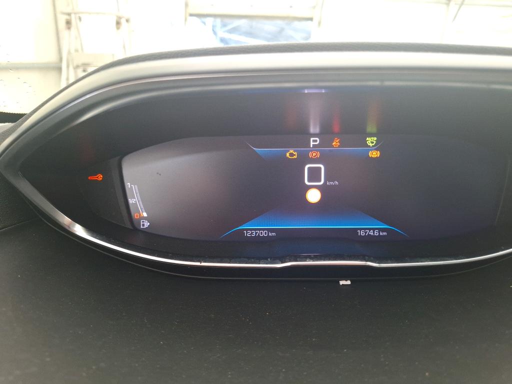 PEUGEOT 5008 BUSINESS PureTech 130ch S&S EAT8 Active 2021