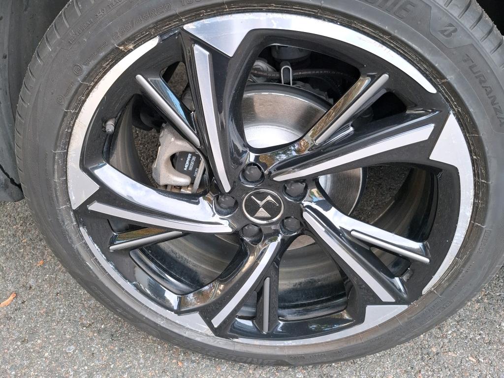 DS 7 DS7 CROSSBACK Hybride E-Tense 225 EAT8 Louvre 2022