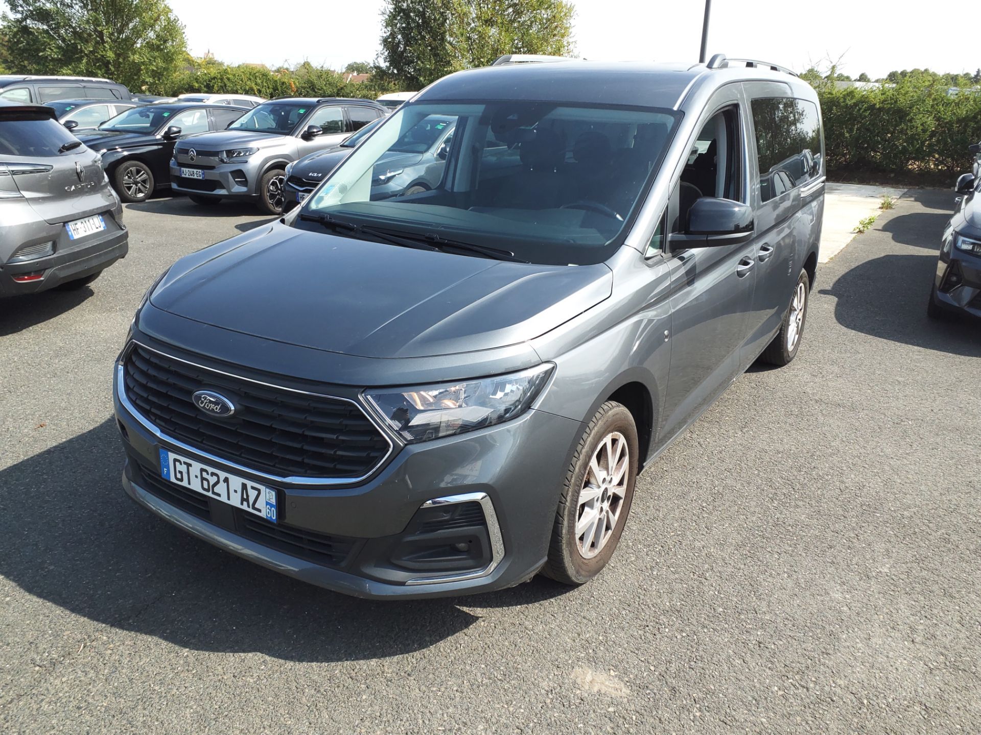 GRAND TOURNEO