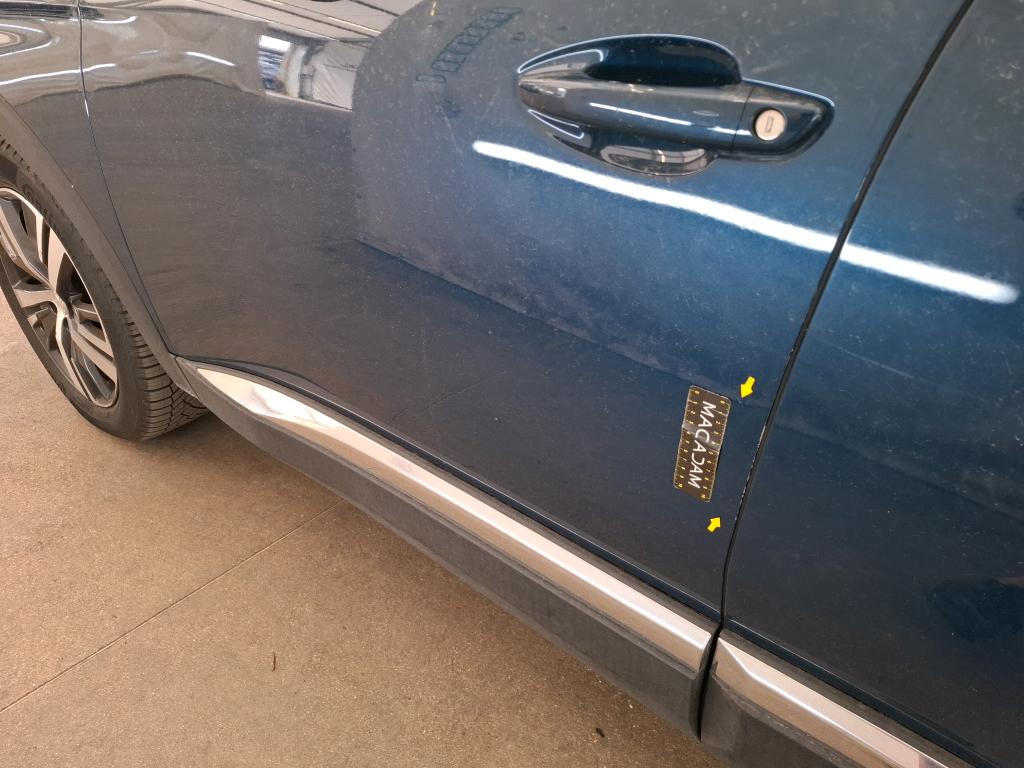 PEUGEOT 3008 Hybrid 225 e-EAT8 Allure Pack 2022