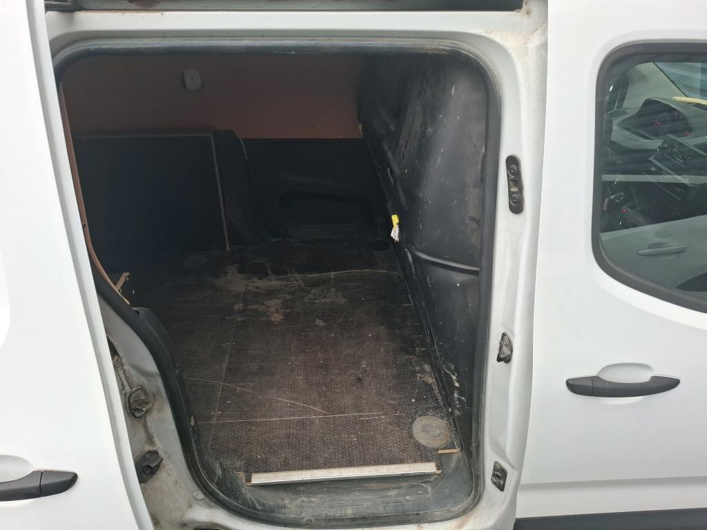 PEUGEOT PARTNER FOURGON STANDARD 650 KG BLUEHDI 100 S&S BVM5 PREMIUM 2021