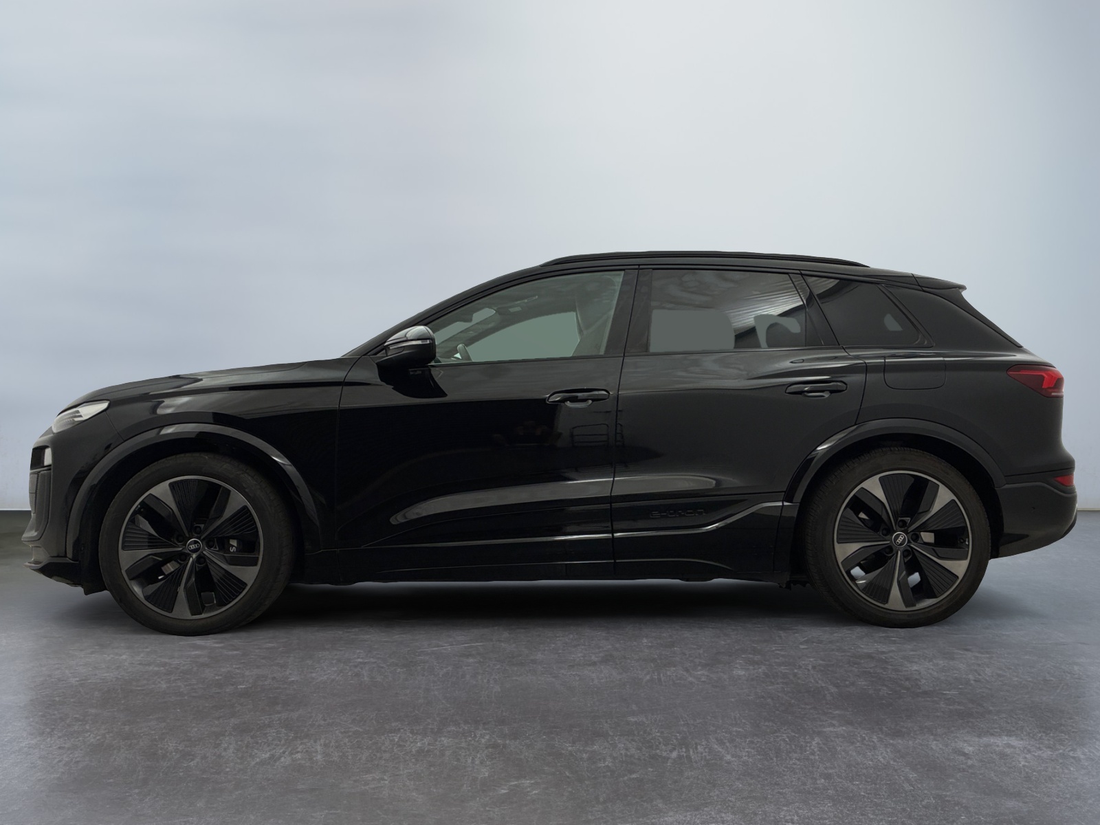 AUDI SQ6 E-Tron Quattro 517ch 2025