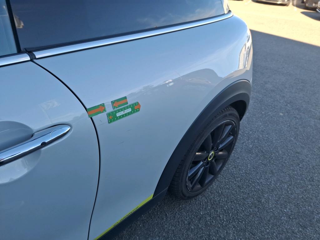 MINI HATCH 3 Portes Cooper SE 184 ch Finition Greenwich 2020
