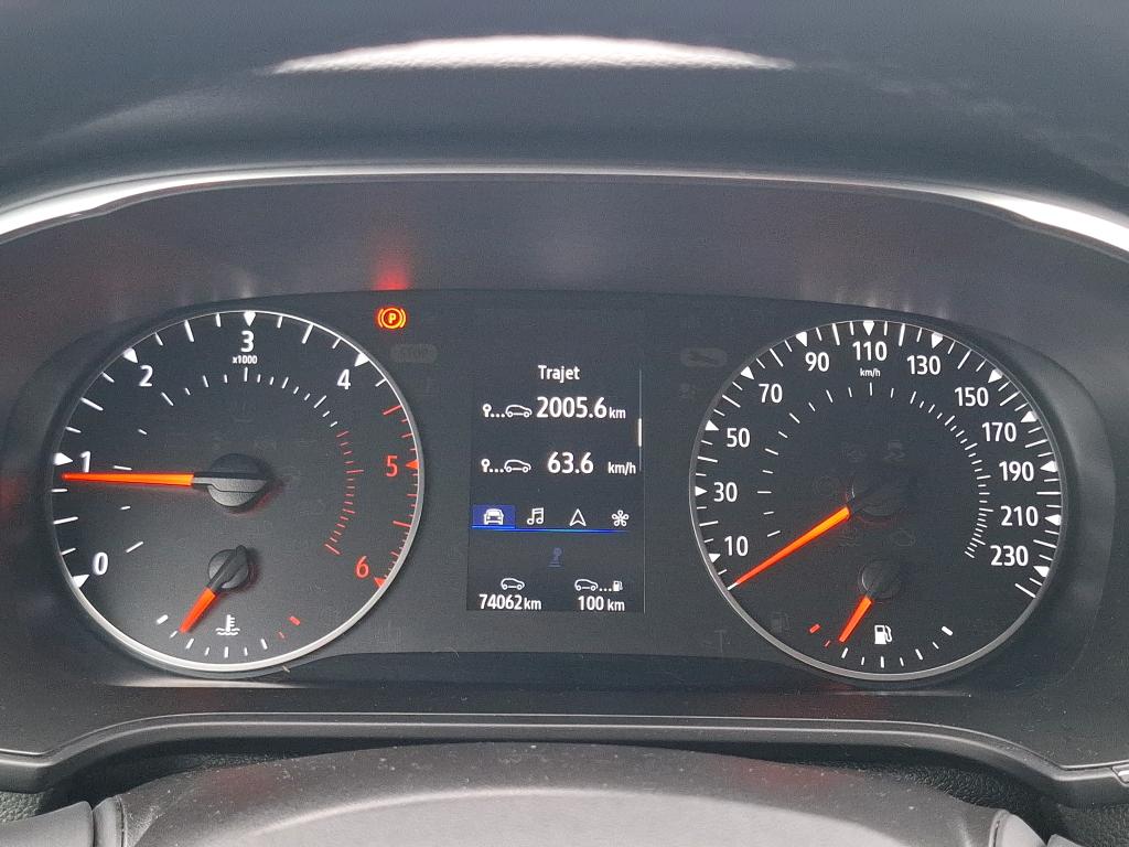 RENAULT MEGANE SOCIETE IV BLUE DCI 115 - 21N AIR NAV 2P 2022