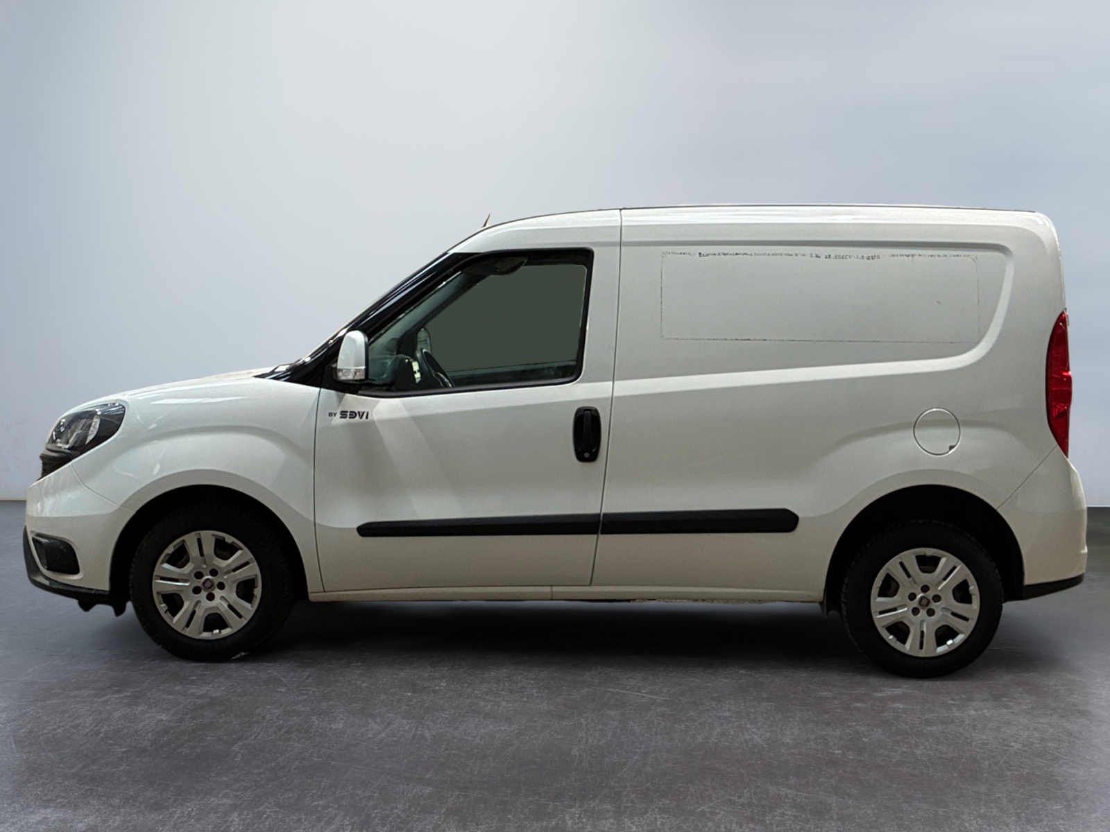 FIAT DOBLO CARGO FT 1.6 MULTIJET 105 PRO LOUNGE 2022
