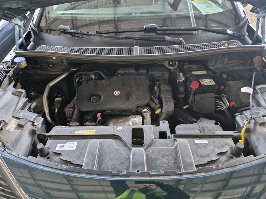 PEUGEOT 5008 BlueHDi 130ch S&S EAT8 Allure Pack 2023