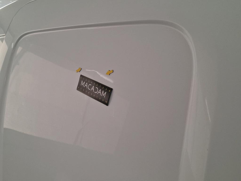 NISSAN  2021