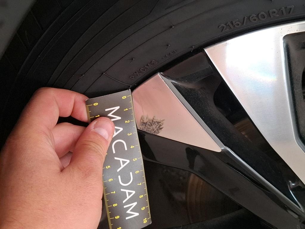 PEUGEOT 2008 PureTech 130 S&S EAT8 Allure Pack 2021