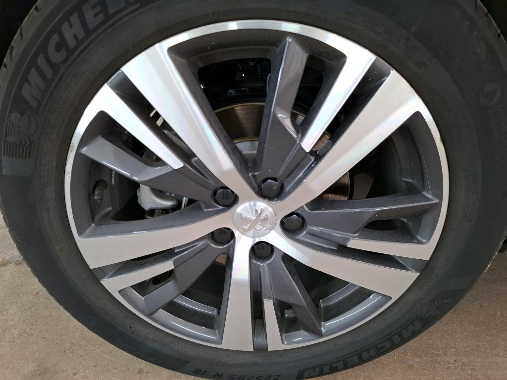 PEUGEOT 3008 Hybrid 225 e-EAT8 Allure Pack 2022