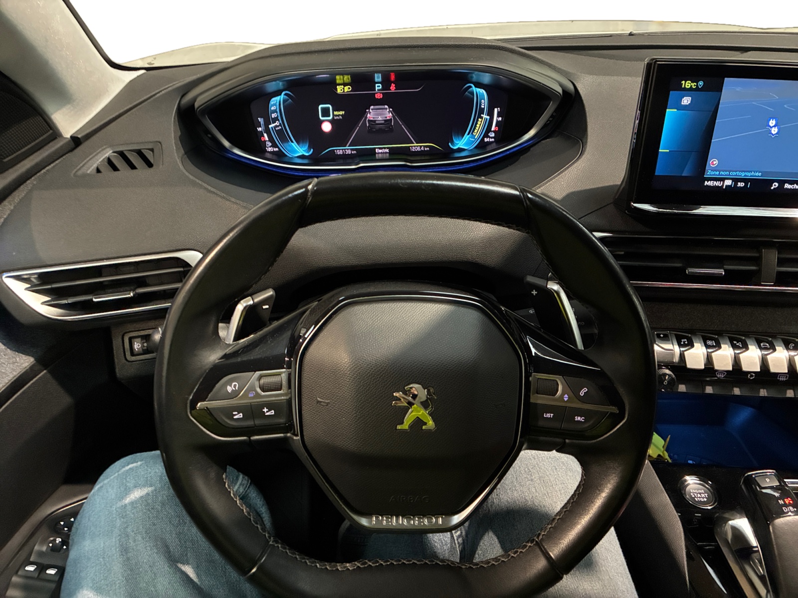 PEUGEOT 3008 Hybrid 225 e-EAT8 Allure Pack 2022