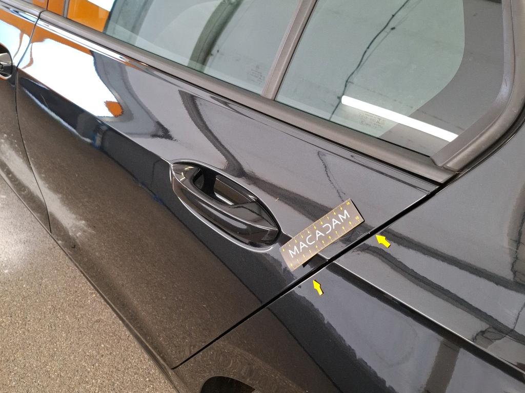 VOLKSWAGEN GOLF 1.0 eTSI OPF 110 DSG7 Life Business 2022