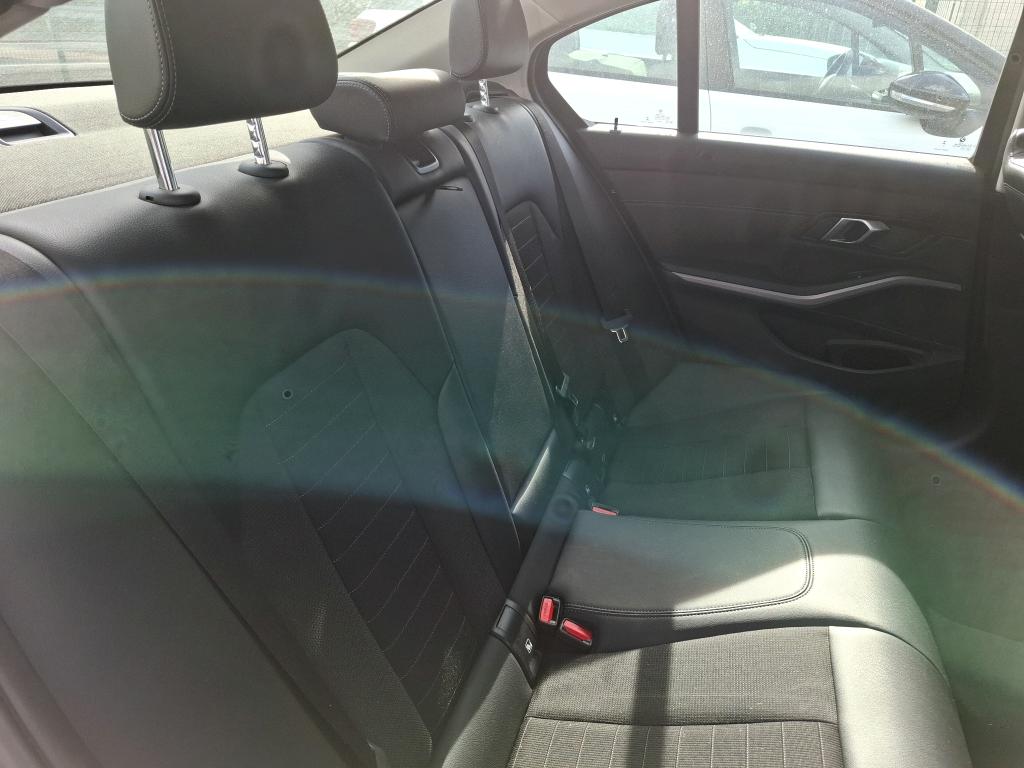 BMW SERIE 3 G20 LCI 318d 150 ch BVA8 Business Design 2023