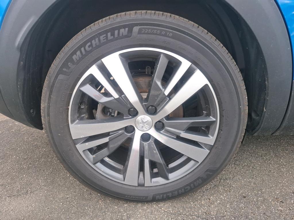 PEUGEOT 3008 Hybrid 225 e-EAT8 Allure Pack 2022
