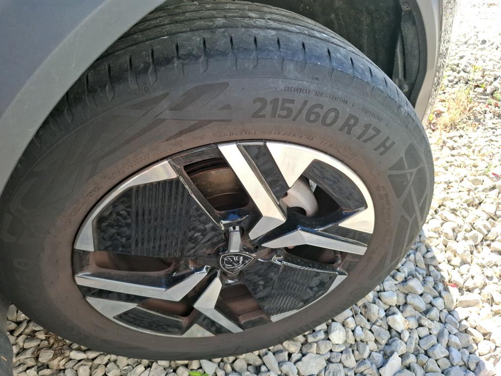 PEUGEOT 2008 PureTech 130 S&S EAT8 Allure 2024