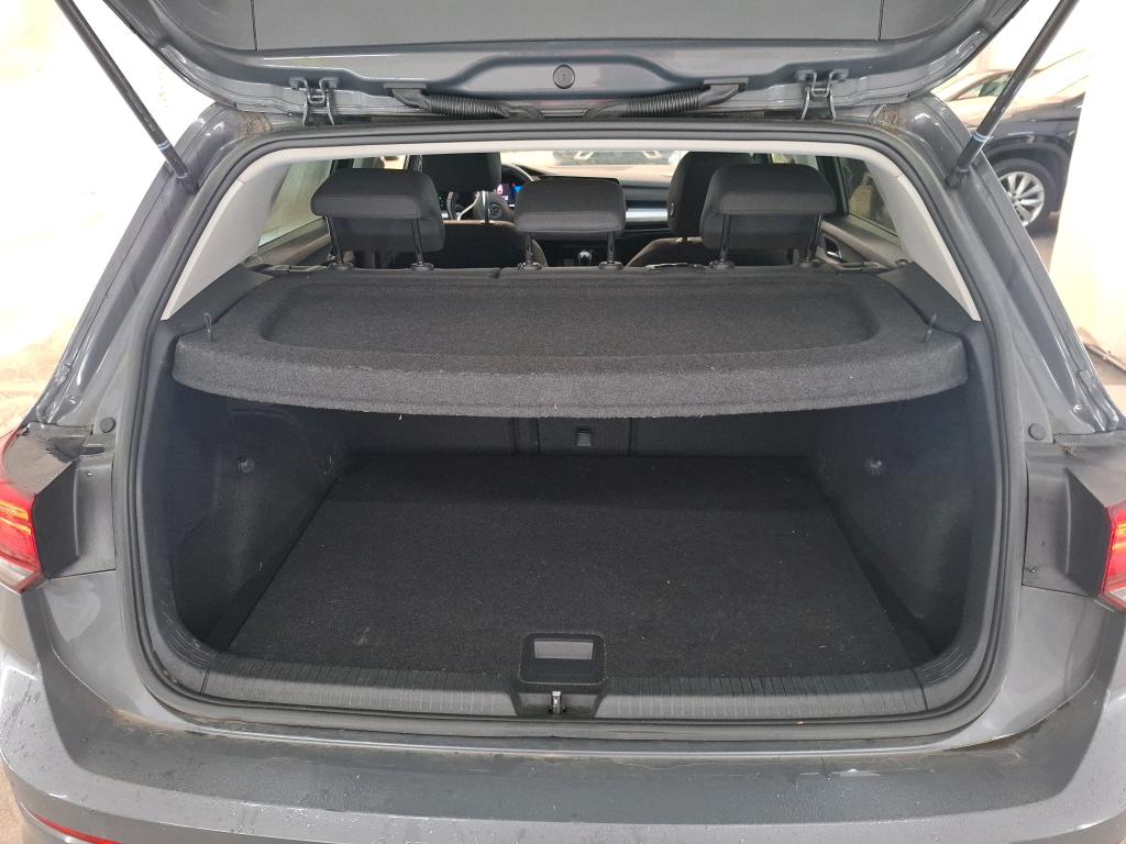 VOLKSWAGEN GOLF 1.0 TSI OPF 110 BVM6 Life Business 2022
