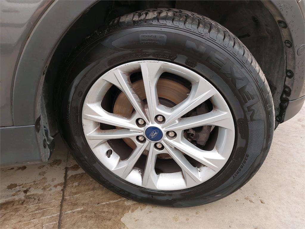FORD KUGA 2.0 TDCi 150 S&S 4x2 BVM6 Titanium 2018