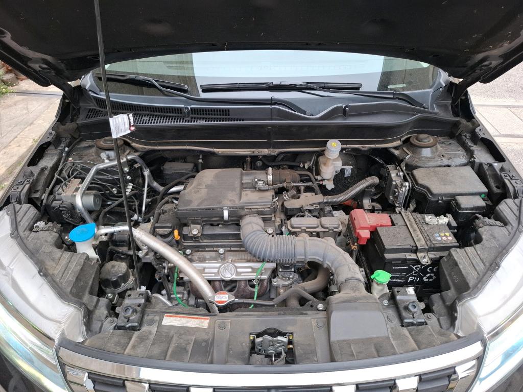 SUZUKI  2023