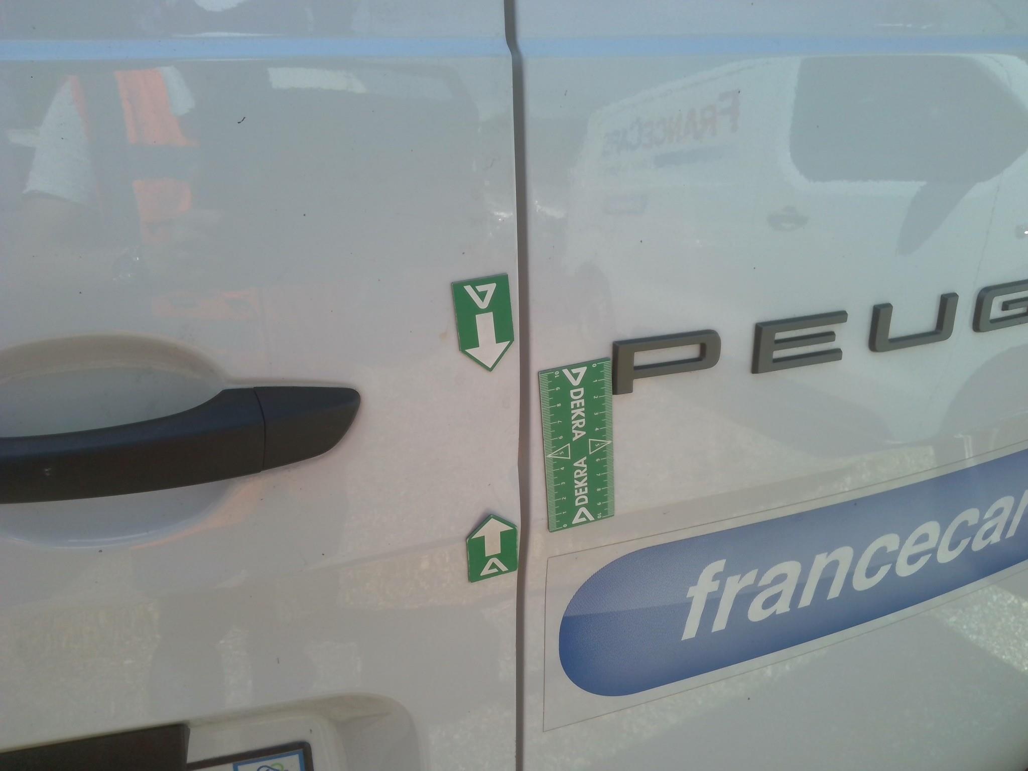 PEUGEOT EXPERT FOURGON FGN M BLUEHDI 120 S&S BVM6 - 2025