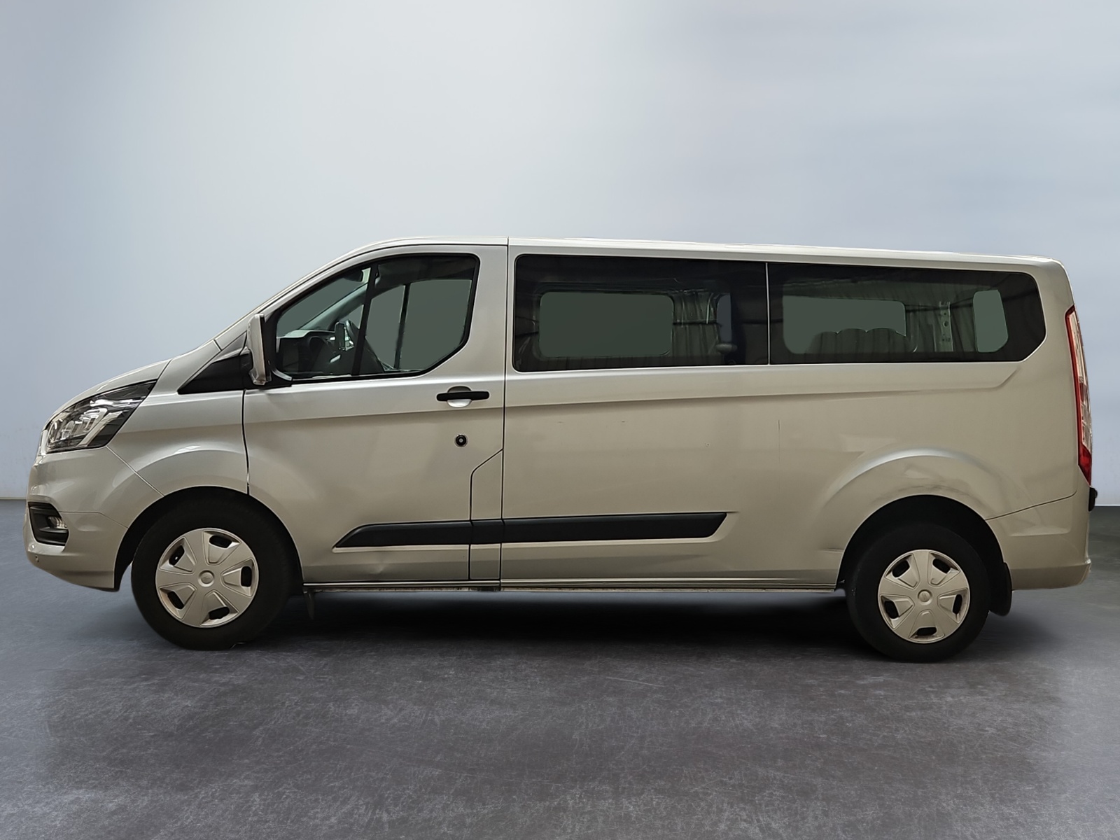 FORD TRANSIT Custom KOMBI 320 L2H1 2.0 EcoBlue 130 Trend Business 2023