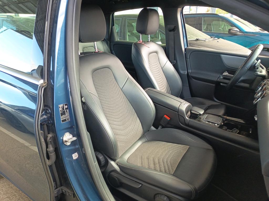 MERCEDES-BENZ MERCEDES CLASSE B 180 7G-DCT Style Line Edition 2022