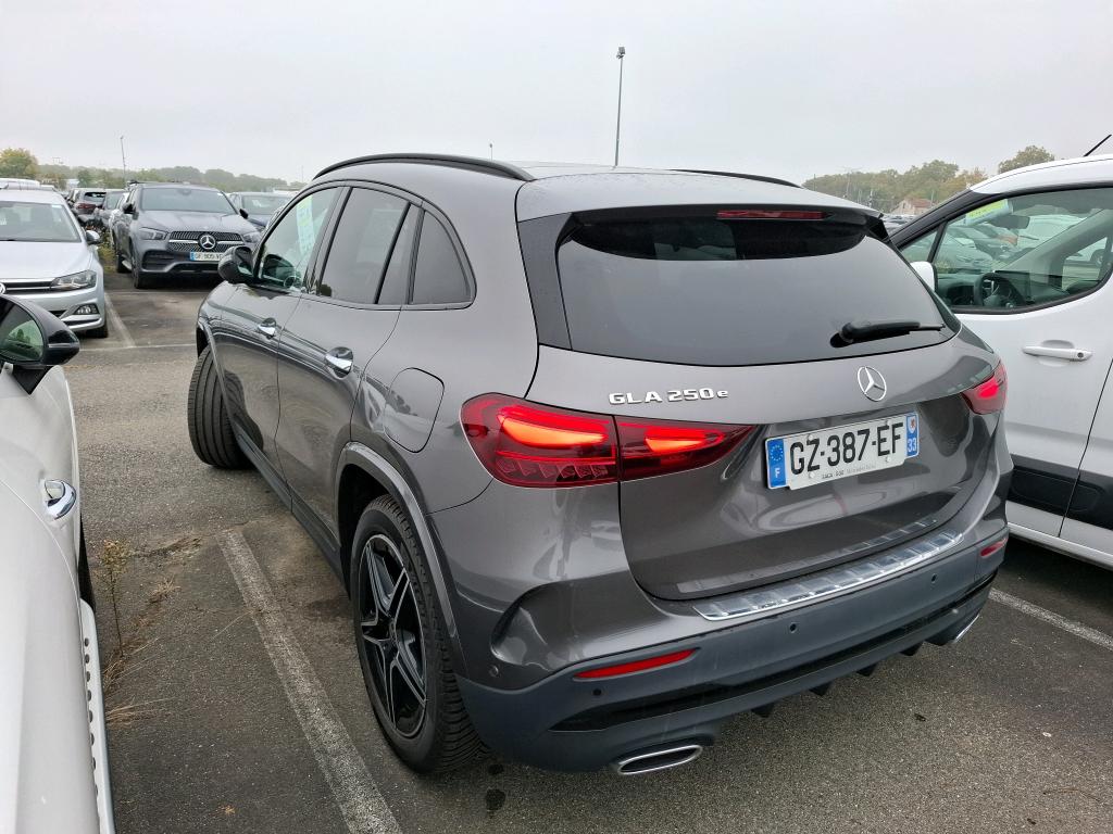 MERCEDES-BENZ GLA 250 e Hybrid EQ 8G-DCT AMG Line 2024