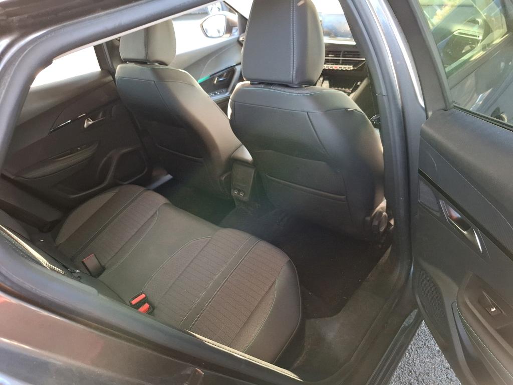 PEUGEOT 2008 BUSINESS PureTech 130 S&S EAT8 Allure 2021
