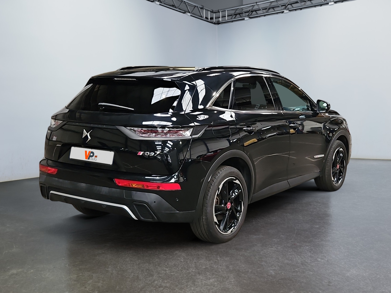 DS DS7 Crossback BlueHDi 130 EAT8 Performance Line+ 2022