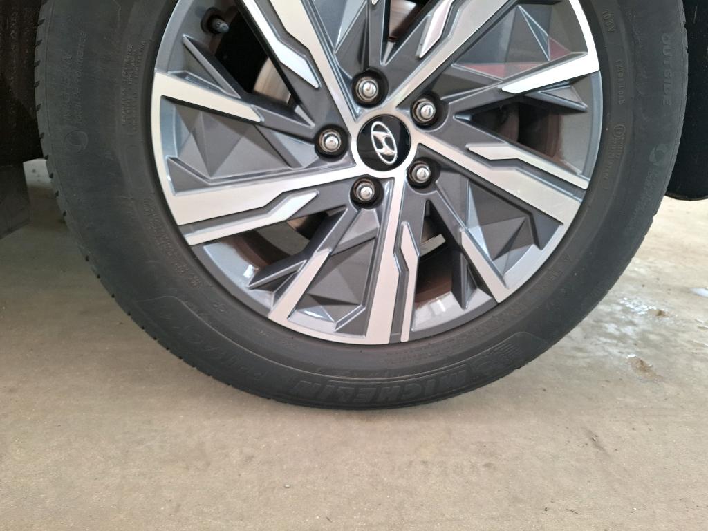HYUNDAI TUCSON 1.6 T-GDI 230 Hybrid BVA6 Business 2023