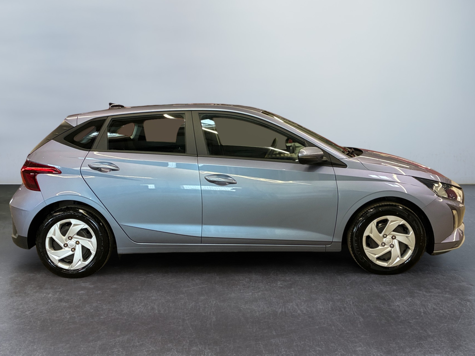 HYUNDAI i20 1.2 84 Initia 2024