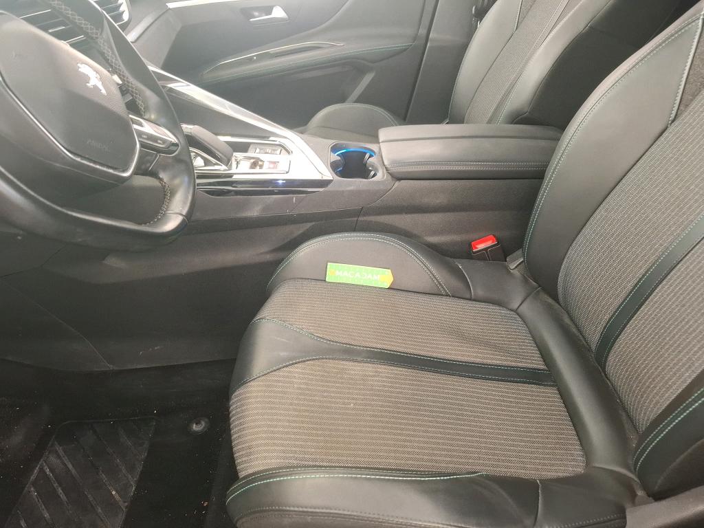 PEUGEOT 3008 Hybrid 225 e-EAT8 Allure Pack 2021