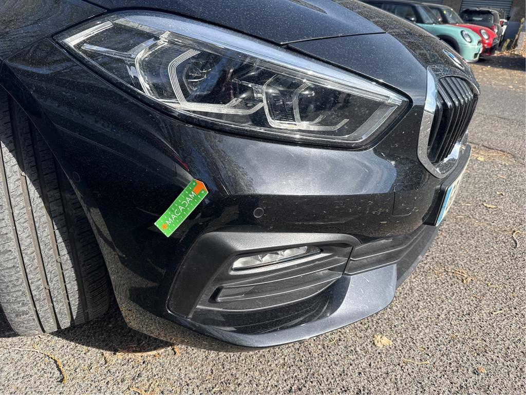 BMW SERIE 1 F40 116d 116 ch DKG7 Business Design 2021