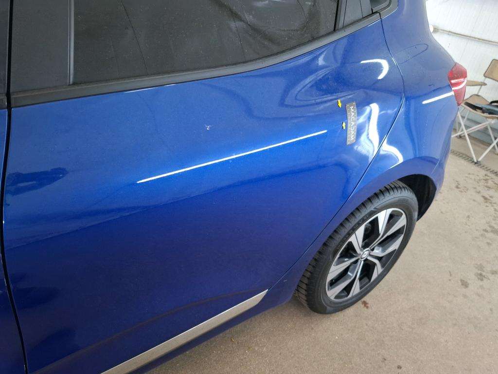 RENAULT CLIO V TCe 90 Evolution 2023