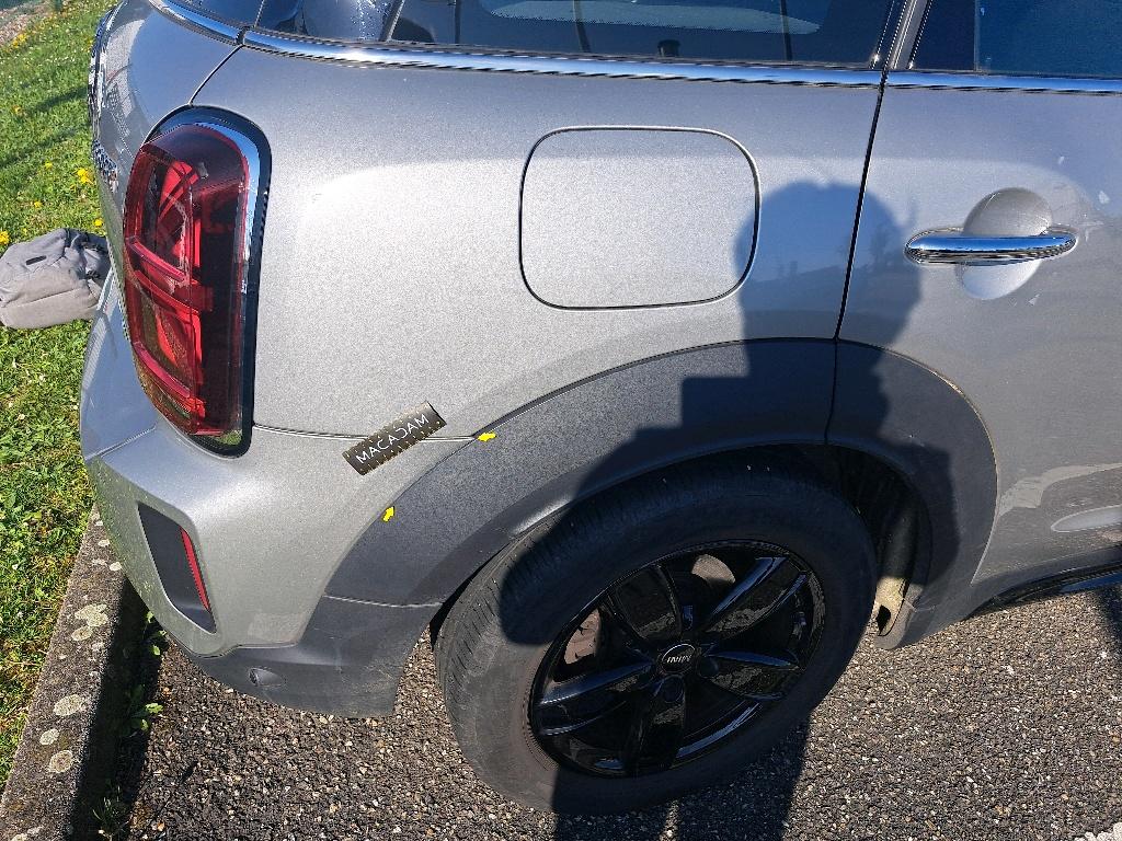 MINI COUNTRYMAN F60 LCI 136 ch BVA7 Cooper Essential 2023