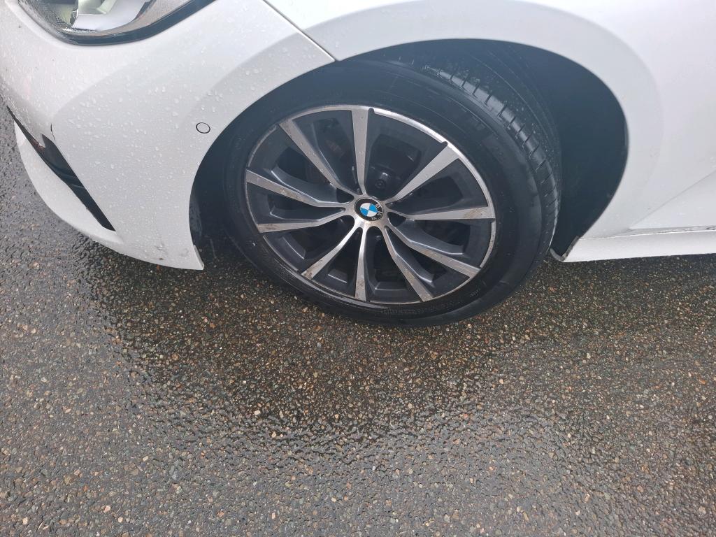 BMW SERIE 3 Touring 318d 150 ch BVA8 Business Design 2022