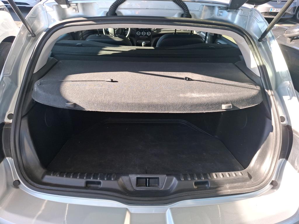 RENAULT MEGANE SOCIETE IV BLUE DCI 115 - 21N AIR NAV 2P 2022