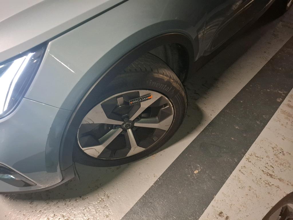 VOLVO XC40 B4 AWD 197 ch DCT7 Ultimate 2022