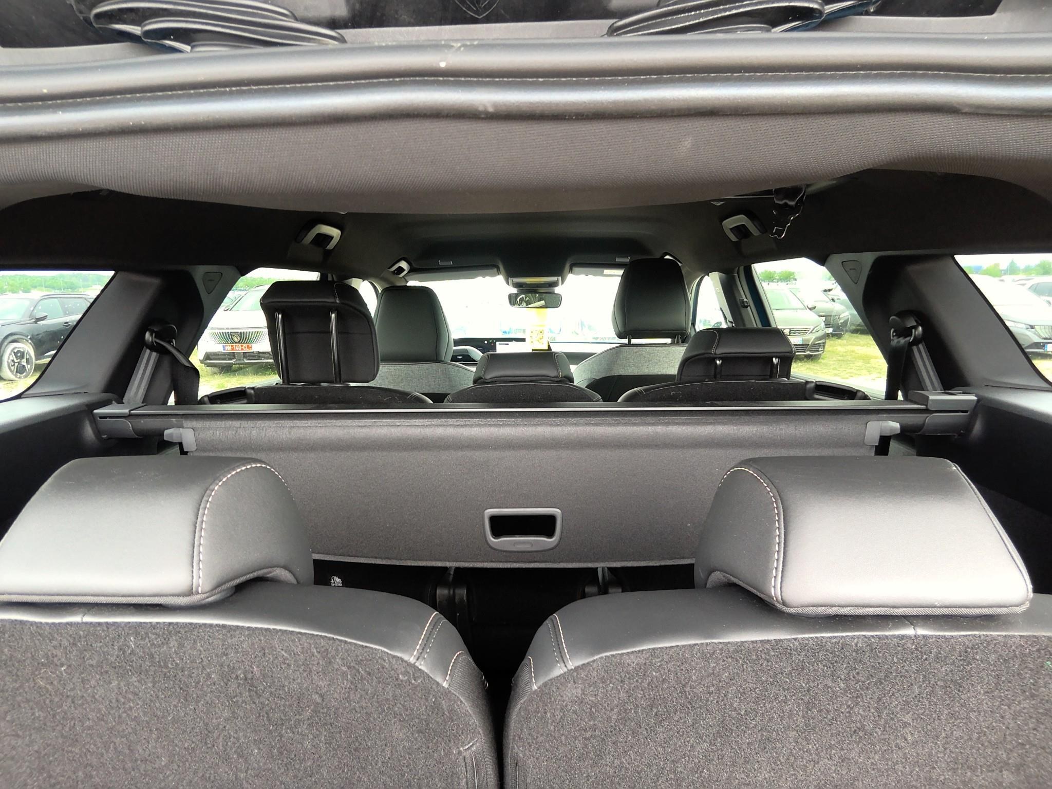 PEUGEOT 5008 Hybrid 145 ch e-DCS6 Allure 7pl 2026