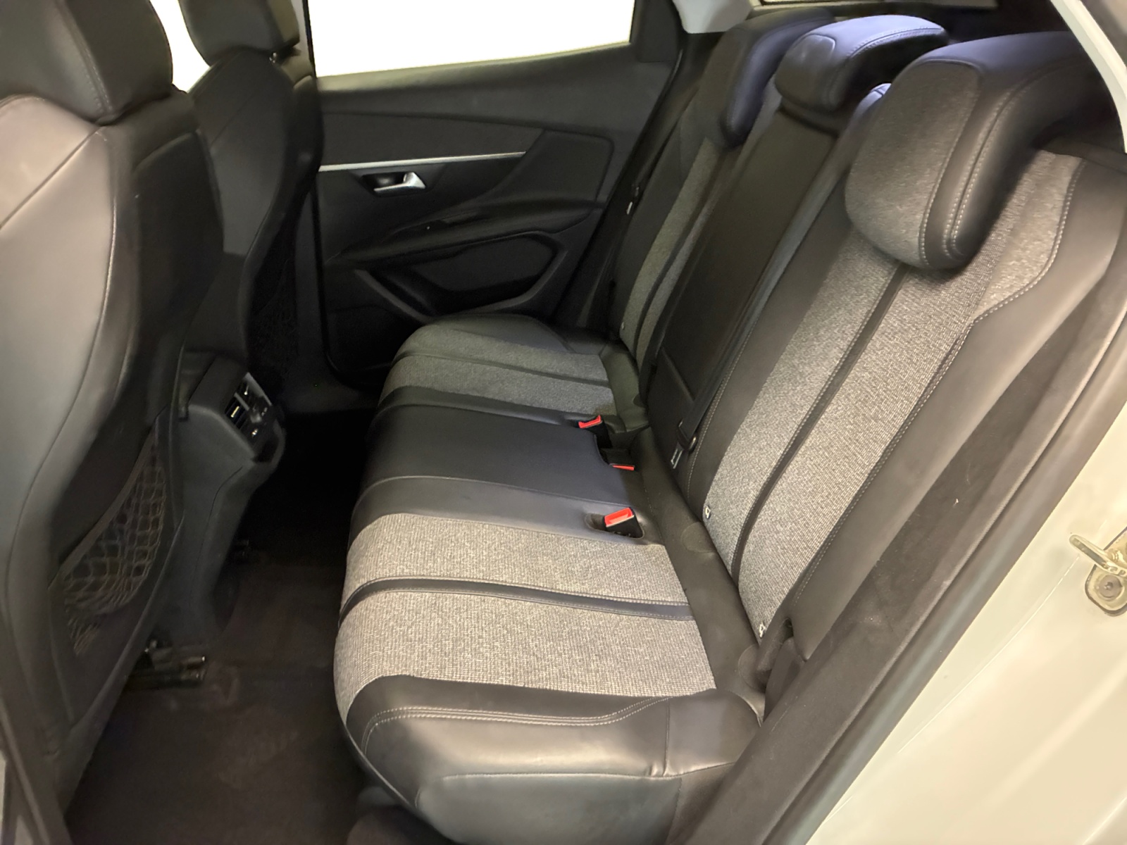 PEUGEOT 3008 1.6 BlueHDi 120ch S&S EAT6 Allure Allure 2016