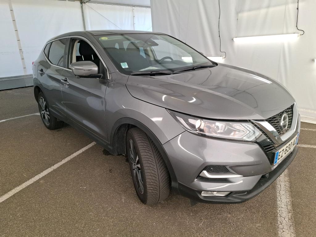 NISSAN  2018